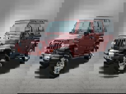 Used 2009 Jeep Wrangler Unlimited Sahara w/ Dual Top Group