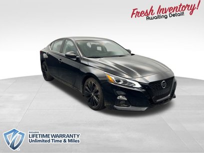 Used 2022 Nissan Altima 2.5 SR w/ Midnight Edition Package