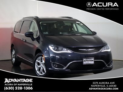 Used 2019 Chrysler Pacifica Touring-L w/ Tire & Wheel Group