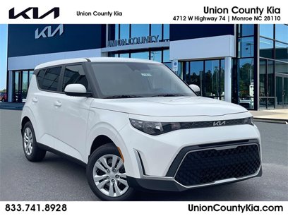 New 2025 Kia Soul LX