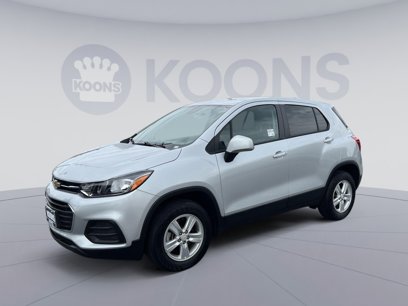 Used 2022 Chevrolet Trax LS w/ Tint and Cruise Package