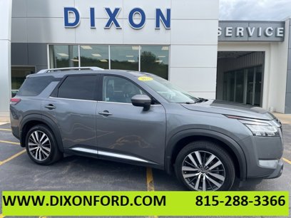 Used 2022 Nissan Pathfinder Platinum
