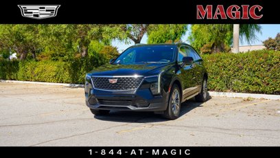 New 2025 Cadillac XT4 Premium Luxury