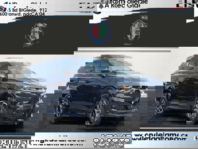 Used 2025 Alfa Romeo Tonale w/ Premium Package