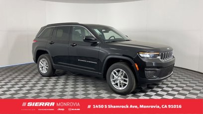 New 2025 Jeep Grand Cherokee Laredo X