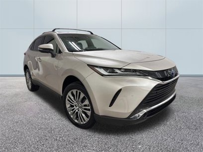 Used 2022 Toyota Venza XLE