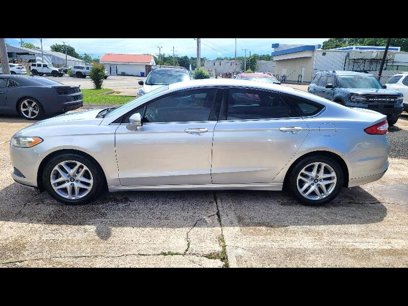 Used 2016 Ford Fusion SE