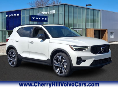 New 2025 Volvo XC40 B5 Ultra w/ Protection Package Premier