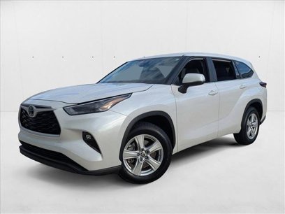 Certified 2024 Toyota Highlander LE