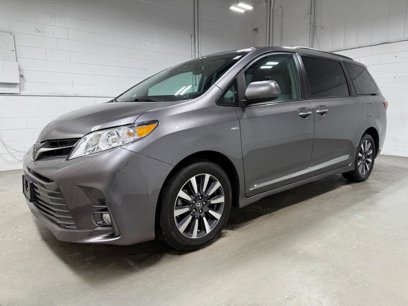 Used 2018 Toyota Sienna XLE Premium
