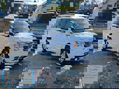 Used 2016 Chrysler Town & Country LX
