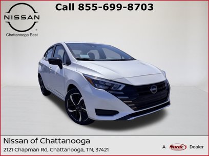 New 2025 Nissan Versa SR w/ Trunk Package