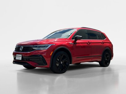 Used 2024 Volkswagen Tiguan SE R-Line