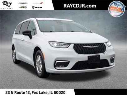 Certified 2024 Chrysler Pacifica Touring