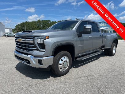 New 2025 Chevrolet Silverado 3500 LTZ w/ LTZ Plus Package