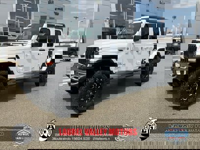 Used 2021 Jeep Gladiator Overland w/ Popular Equipment Package
