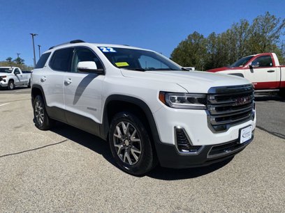 Used 2022 GMC Acadia SLE w/ Driver Convenience Package