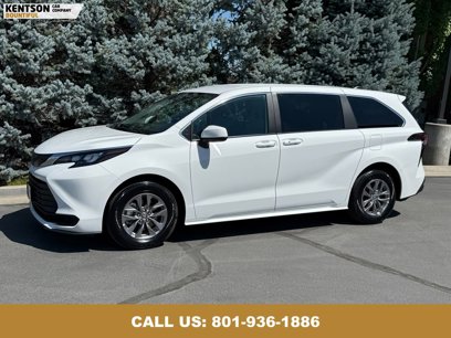 Used 2025 Toyota Sienna LE