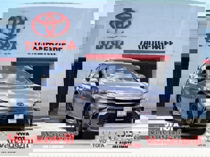 Used 2025 Toyota Camry SE