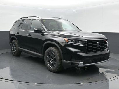 Used 2025 Honda Pilot TrailSport