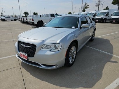 Used 2019 Chrysler 300 Touring