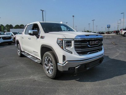 New 2025 GMC Sierra 1500 SLT w/ SLT Premium Package