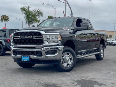 New 2024 RAM 2500 Tradesman w/ Chrome Appearance Group