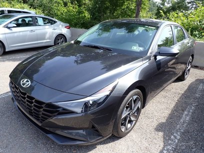 Used 2023 Hyundai Elantra SEL w/ Convenience Package