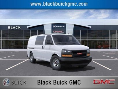 New 2025 GMC Savana 2500