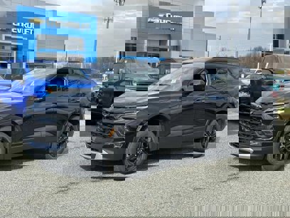 New 2025 Chevrolet Blazer LT w/ Midnight/Sport Edition