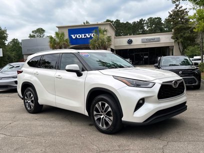 Used 2021 Toyota Highlander XLE