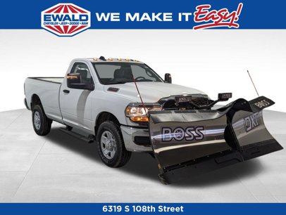 New 2024 RAM 2500 Tradesman w/ Chrome Appearance Group