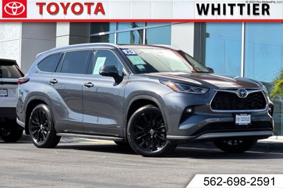 Certified 2025 Toyota Highlander Platinum