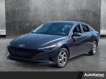 Used 2023 Hyundai Elantra SE