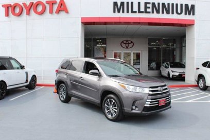 Certified 2019 Toyota Highlander XLE