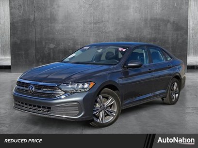 Certified 2024 Volkswagen Jetta SE w/ Panoramic Sunroof Package