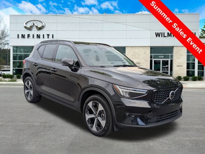 Used 2024 Volvo XC40 B5 Plus w/ Climate Package