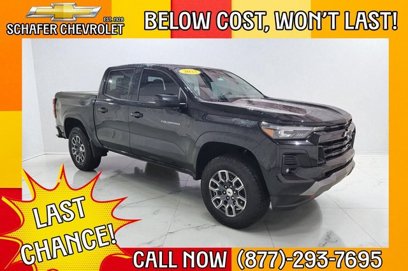 Used 2023 Chevrolet Colorado Z71 w/ Z71 Convenience Package 2