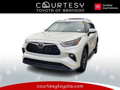 Certified 2021 Toyota Highlander XLE