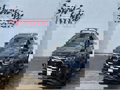 Used 2022 Toyota Highlander Bronze Edition