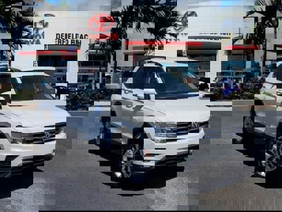 Used 2018 Volkswagen Tiguan SE