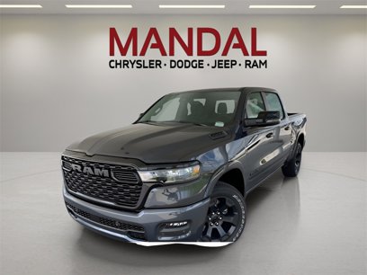 New 2025 RAM 1500 4x4 Crew Cab