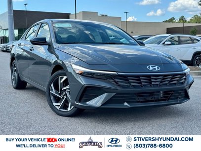 New 2025 Hyundai Elantra SEL