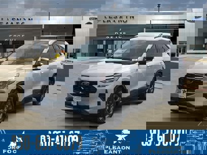 New 2025 Ford Escape ST-Line w/ Tech Pack #1