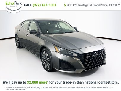 Used 2024 Nissan Altima 2.5 SV