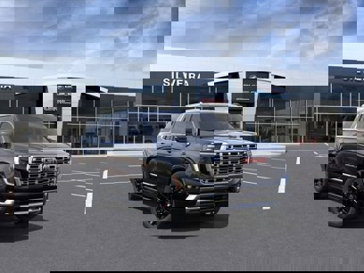 New 2025 GMC Yukon Denali w/ Sun & Power Step Package