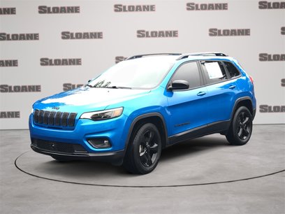Used 2023 Jeep Cherokee Altitude Lux
