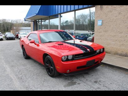 Used 2010 Dodge Challenger SE