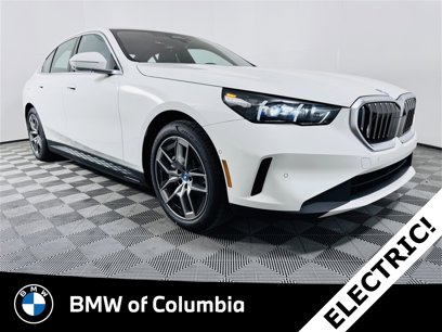 New 2025 BMW i5 xDrive40 w/ Premium Package