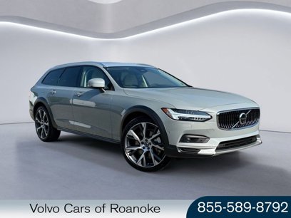 New 2025 Volvo V90 B6 Cross Country Ultra w/ Protection Package Premier